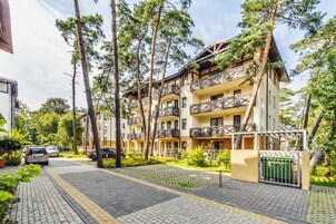 Aparcamiento sin asistencia (20 PLN por día)