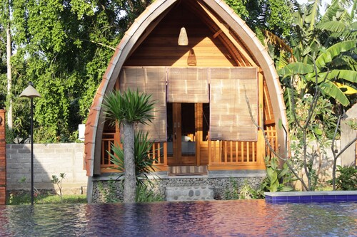 Kubu Padi Wooden House