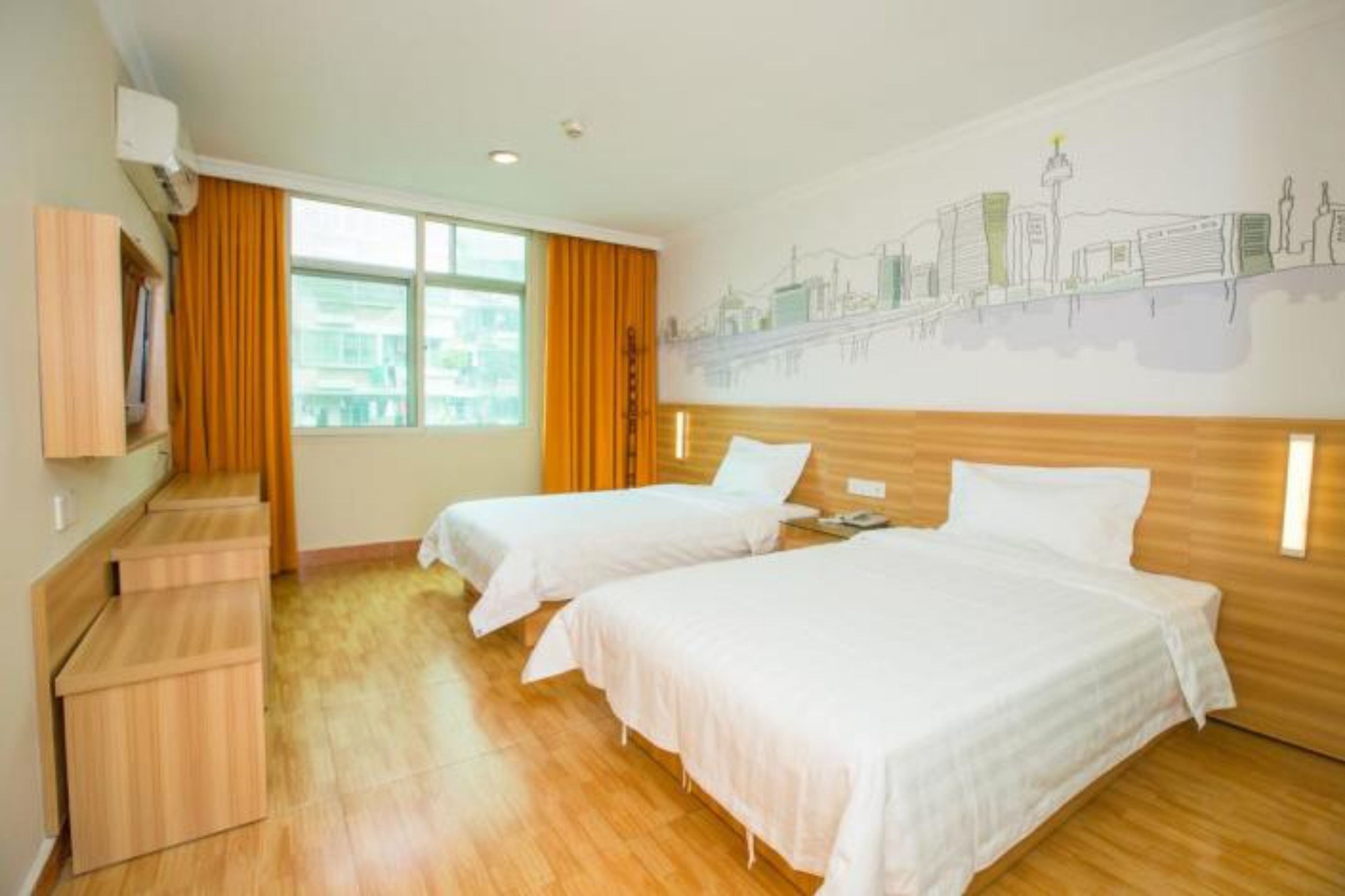 Desk, blackout curtains, free WiFi, bed sheets