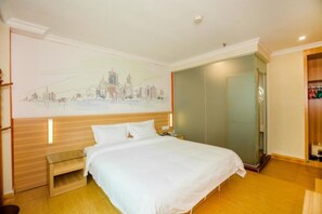 Desk, blackout curtains, free WiFi, bed sheets - Yimi Hotel Donghu Metro Station Branch (Guangzhou)