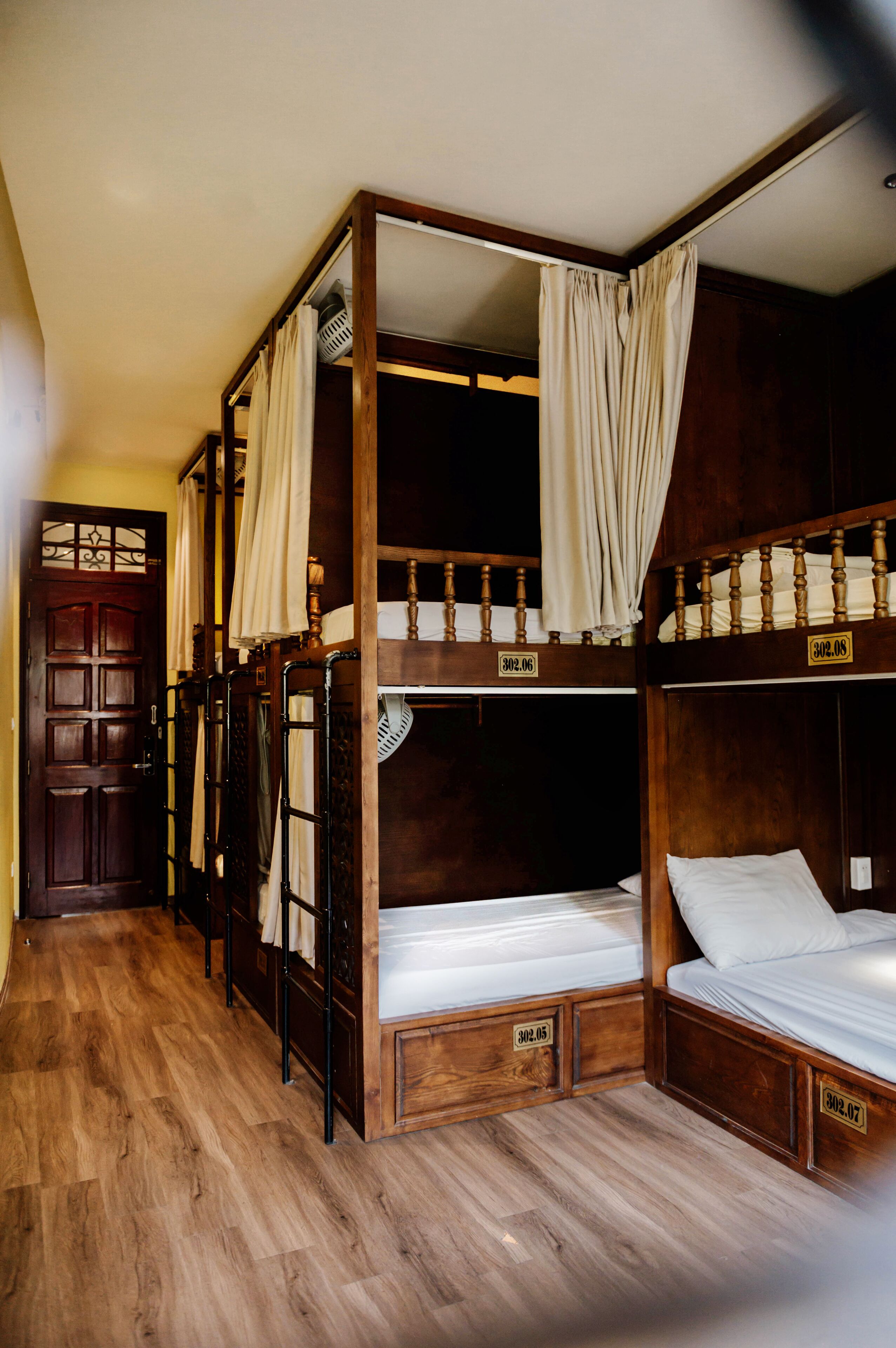 クラシック 共同ドミトリー (8 Beds) | WiFi (無料)、ベッドシーツ