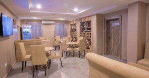 Petit déjeuner continental compris tous les jours