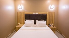 免费 WiFi、床单