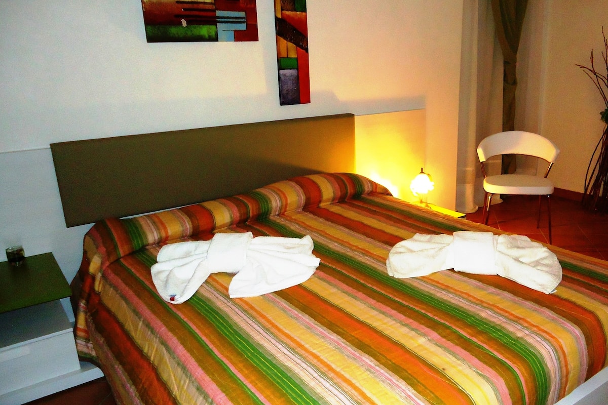 Standard Double Room | Premium bedding, minibar, desk, iron/ironing board