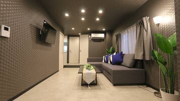 Superior Room (ES41) | Iron/ironing board, free WiFi