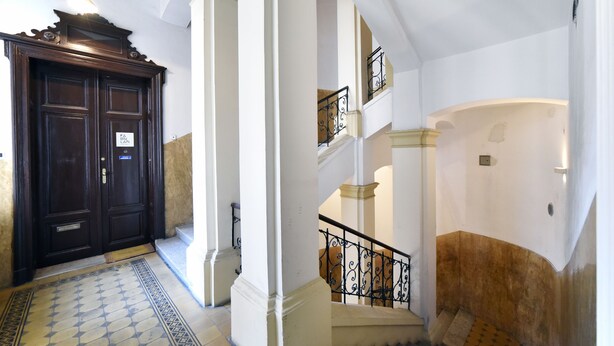 Hall