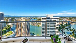 Apartamento, 2 quartos, para não fumantes | Sacada