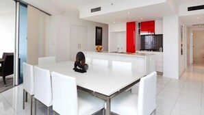 อพาร์ทเมนท์, 3 ห้องนอน, ปลอดบุหรี่ | บริการอาหารในห้องพัก