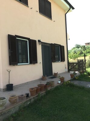 Esterni