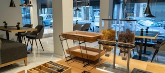 Grand Port Suites Thessaloniki
