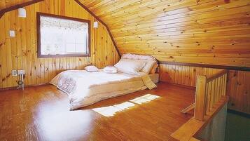 Daffodil | Free WiFi, bed sheets