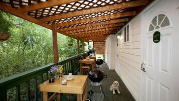 ํ
๋ผ์ค/ํํฐ์ค