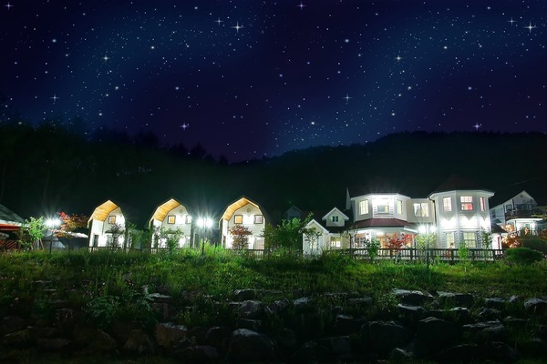 Front of property - evening/night