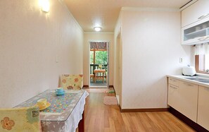 Rose | Private kitchenette