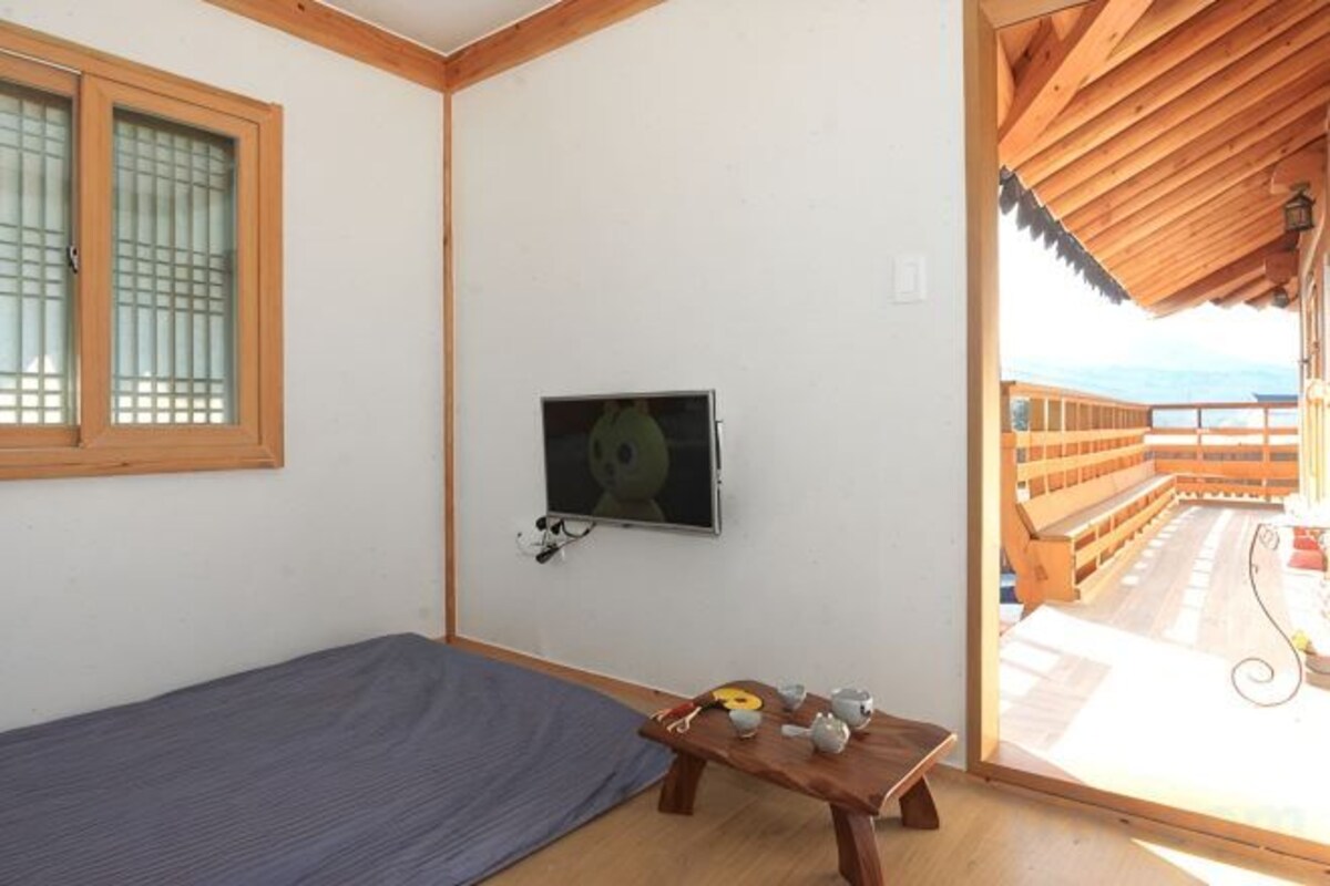 Ropa de cama de alta calidad y wifi gratis