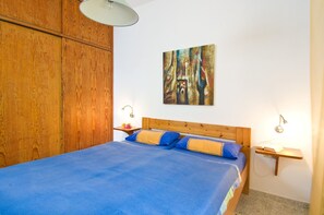 1 dormitorio, caja fuerte, wifi y ropa de cama