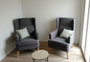 Suite | 1 soverom, individuelt dekorert, blendingsgardiner og strykejern/-brett