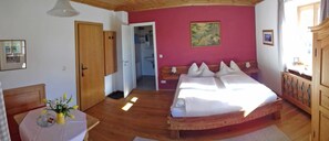 1 bedroom, WiFi, bed sheets - Double room - Guesthouse Schiffmann (Tegernsee)
