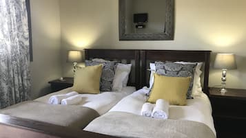 Twin Room | 1 bedroom, individually decorated, individually furnished, free WiFi