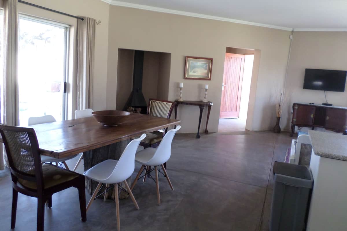 Garden House | In-room dining