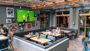 Café da manhã, almoço e jantar