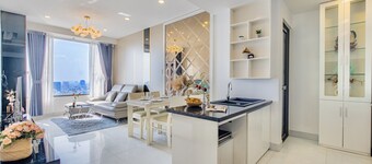 Saigon Central Apart - Infinity Pool&Gym