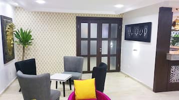 Sala de estar en el lobby