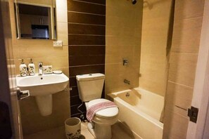 Bathroom - Tumon Belair (Tamuning)