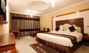 Habitació amb dos llits individuals Club | Minibar, cortines opaques i habitacions insonoritzades 