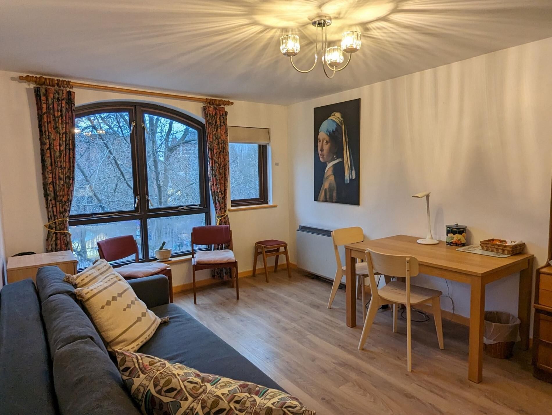 Apartment (1 Bedroom) | Living area