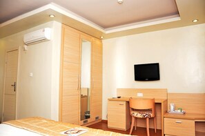 Royal Room | Room amenity