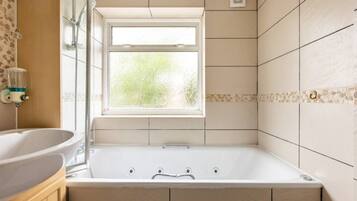 Luxury House, 2 Bedrooms | Bathroom | Combined shower/bathtub, jetted bath, free toiletries, hair dryer