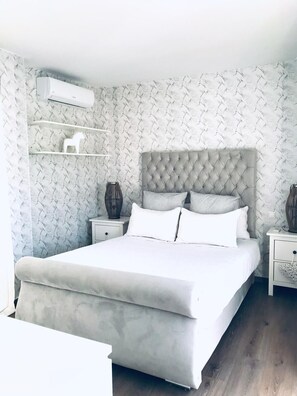 4 sovrum, skrivbord, strykjärn/strykbräda och gratis wi-fi