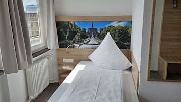 Quarto solteiro superior | 1 quarto, roupas de cama antialérgicas, escrivaninha