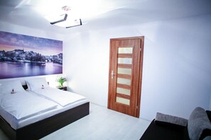 Comfort Apartment | Iron/ironing board, free WiFi, bed sheets