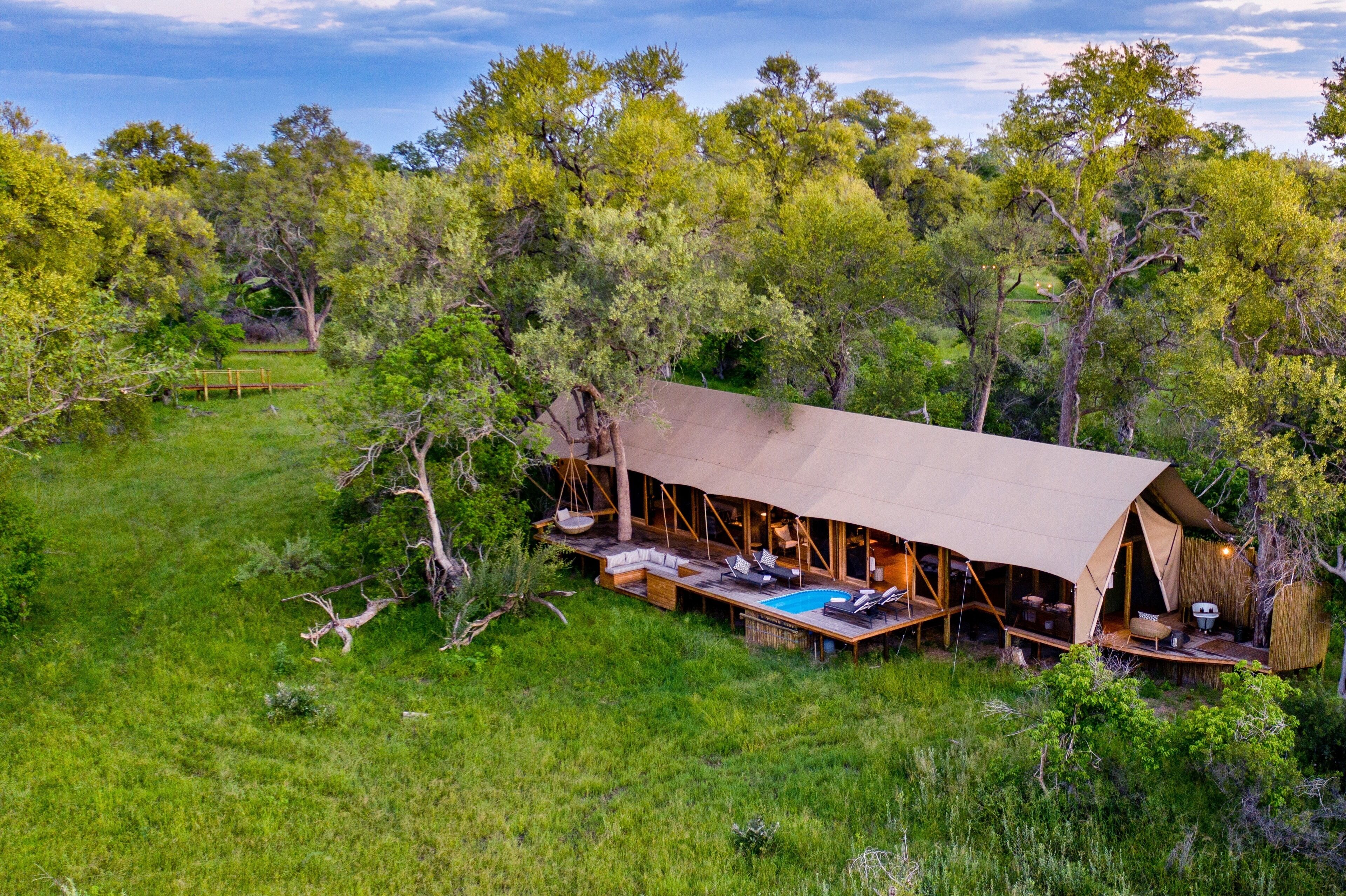 Family Tent | Desk, bed sheets