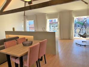 Premium Double Room, Balcony, City View (Prime 7) | Living area - Clérigos Prime Suites by Porto City Hosts (Porto)