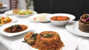 Alimentação e bebidas