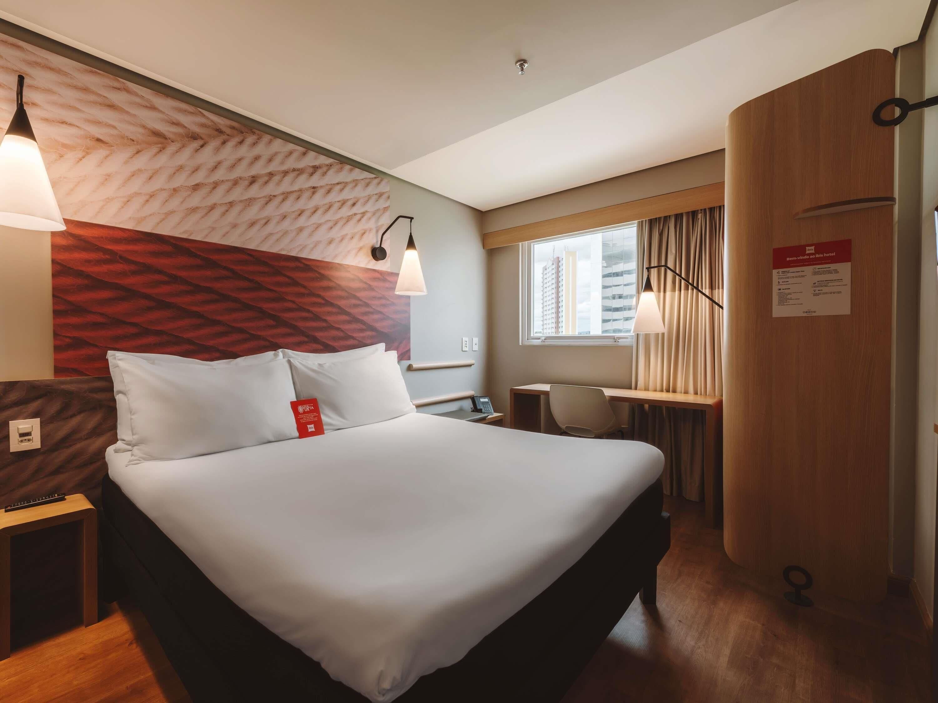 Habitación estándar, 1 cama matrimonial | Wifi gratis y ropa de cama 