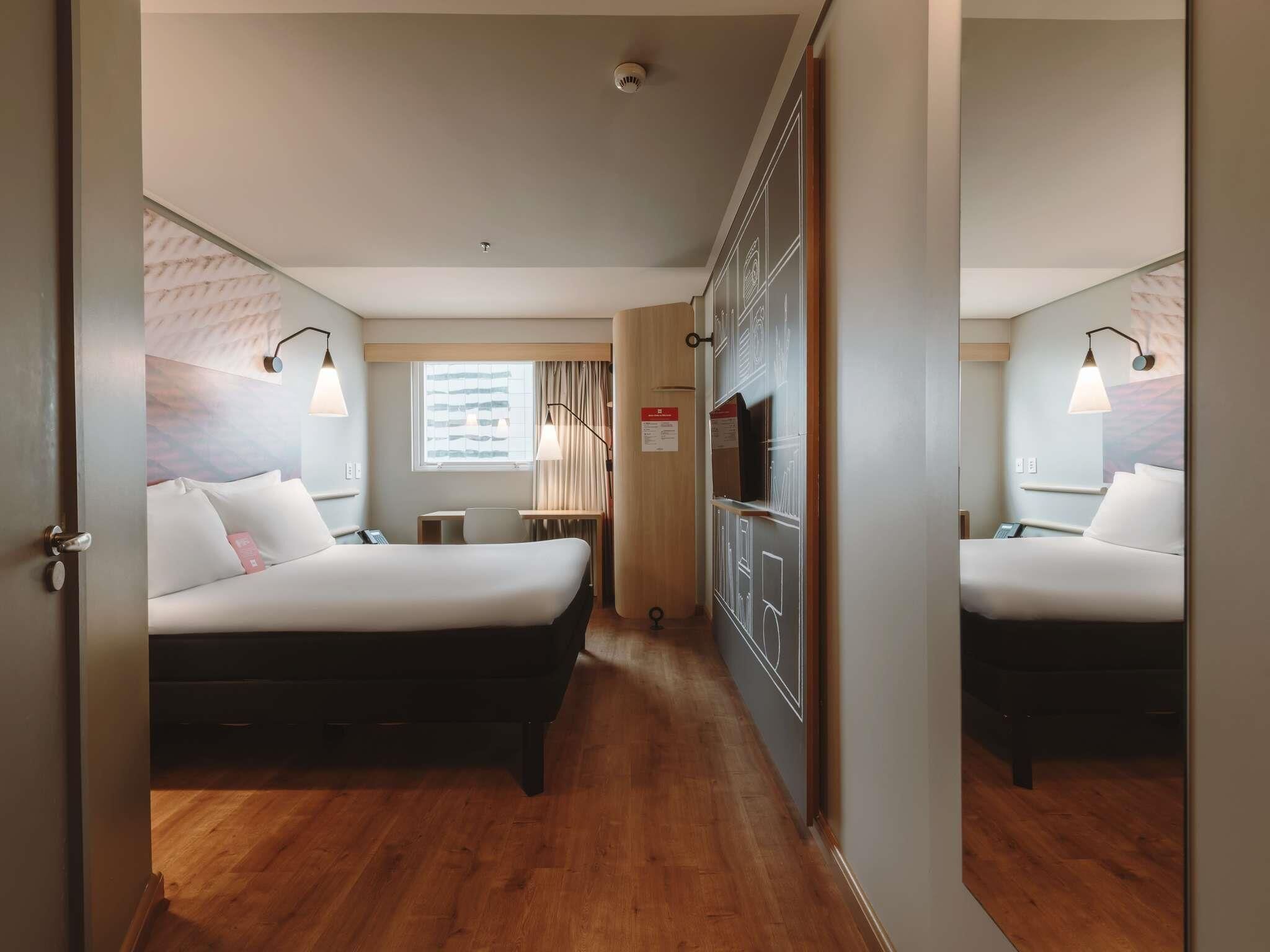Standard Room, 1 Double Bed | WiFi (free), bed sheets