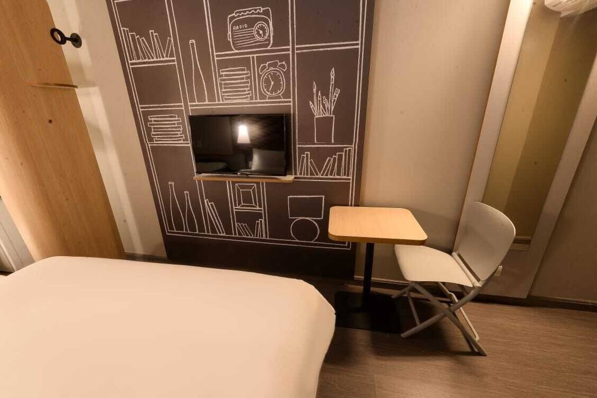 standard room, 1 double bed with sofa bed | free wifi, bed sheets