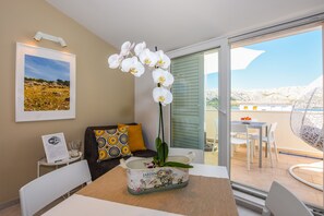 Apartment, 1 Schlafzimmer (7) | Eigene Küche | Kühlschrank, Mikrowelle, Herdplatte, Kochgeschirr/Geschirr/Besteck