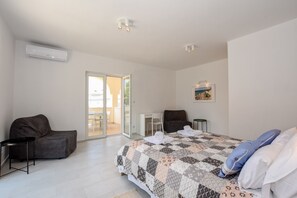 Apartment, 1 Schlafzimmer (2) | Bügeleisen/Bügelbrett, kostenloses WLAN, Bettwäsche