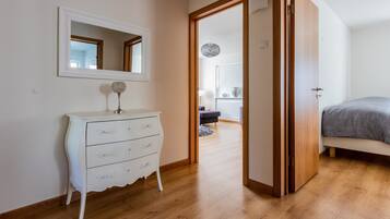 Blackout curtains, free WiFi, bed sheets