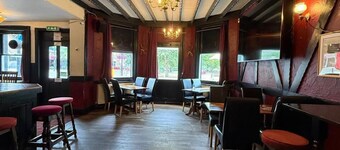 OYO The Watermans Arms Hersham