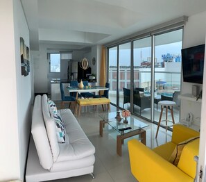 アパートメント | リビング エリア | 薄型テレビ