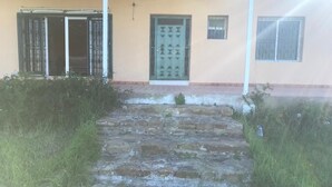 Mặt tiền nơi lưu trú