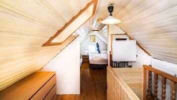 Cunas, wifi gratis y ropa de cama