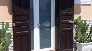 EntrĂ©e de lâhĂ©bergement