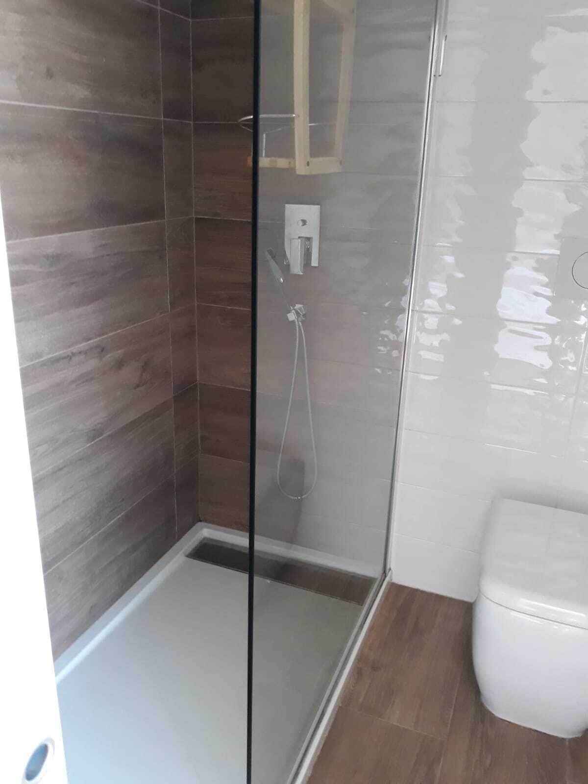 Dusj på badet